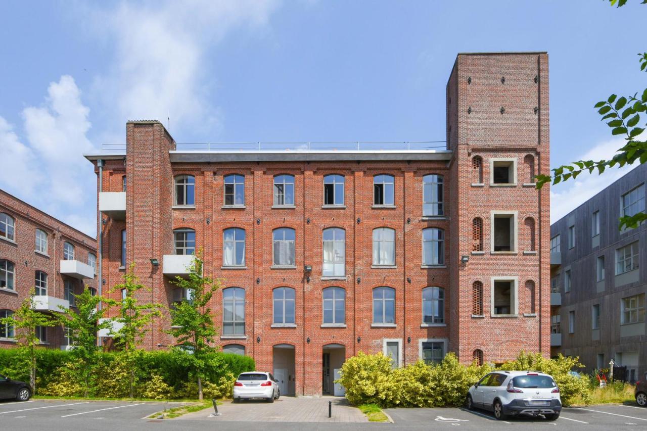 トゥールコワンLoft De L'Usine - Welkeysアパートメント エクステリア 写真